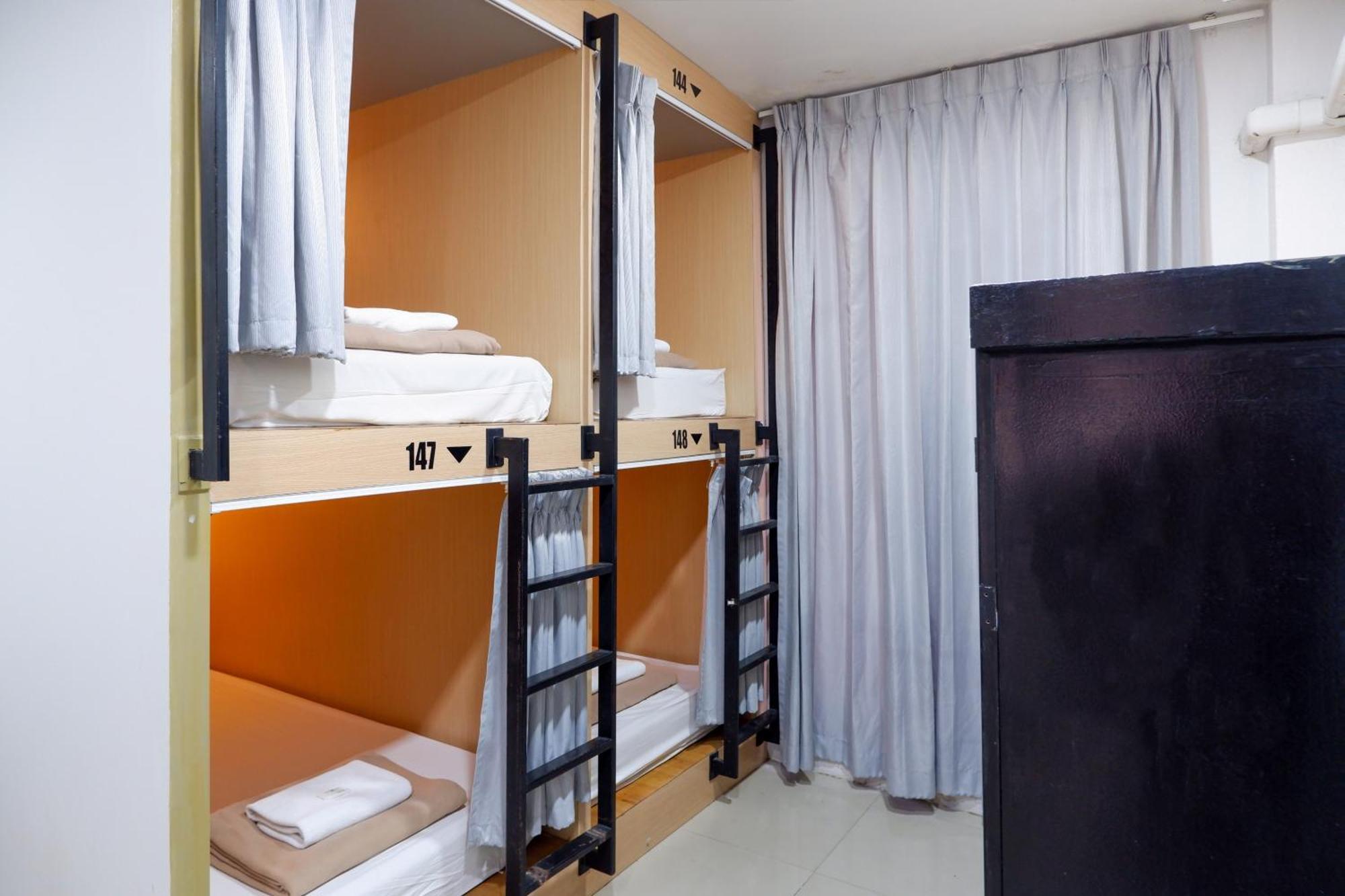 18 Coins Budget Hotel Паттайя Номер фото