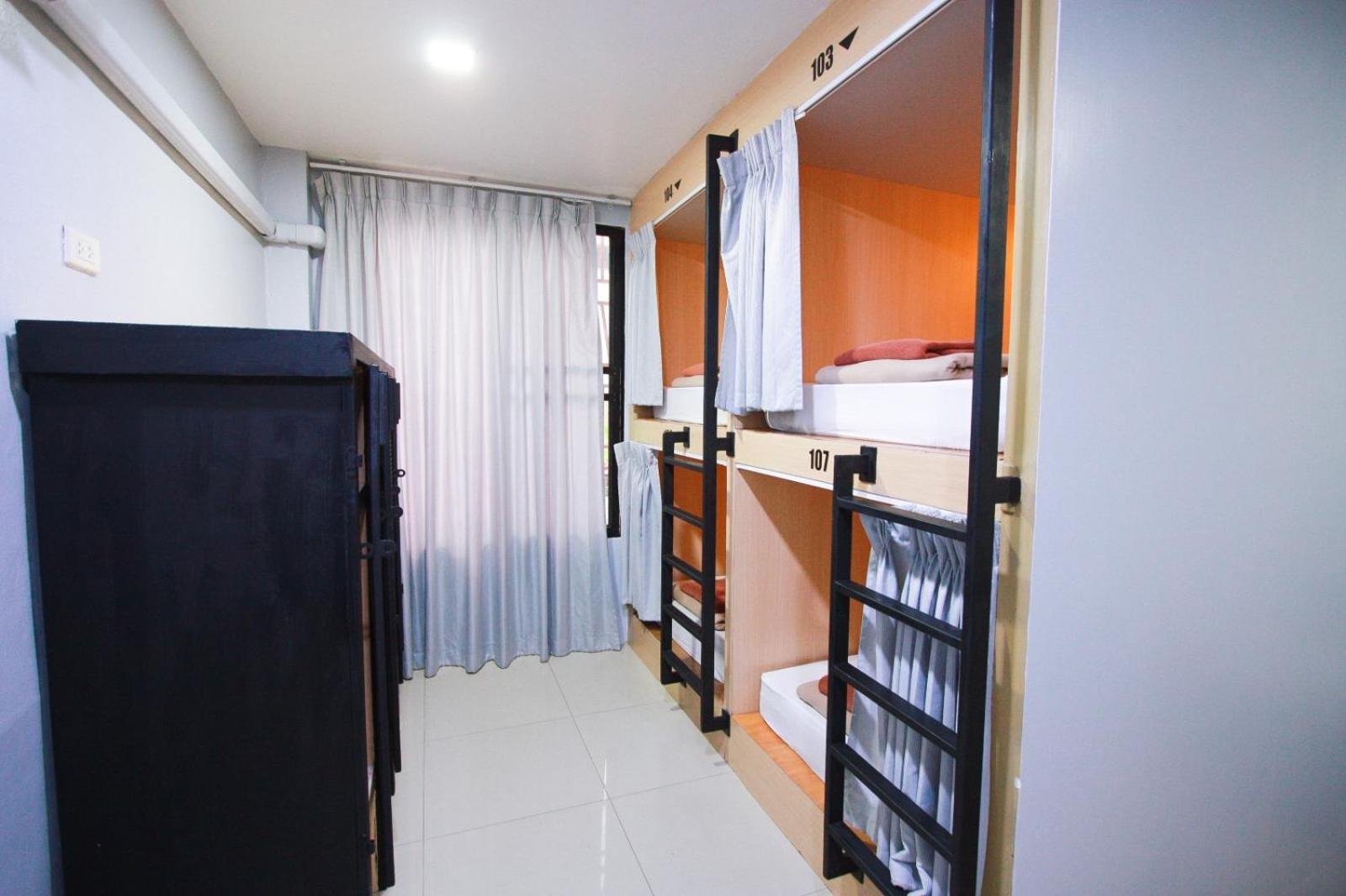 18 Coins Budget Hotel Паттайя Номер фото